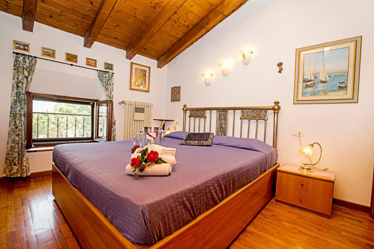 Residenza Rocca Del Lago 2 - Happy Rentals ริวาเดลการ์ดา ภายนอก รูปภาพ